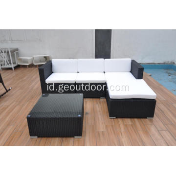 sofa taman aluminium rotan tenun klasik